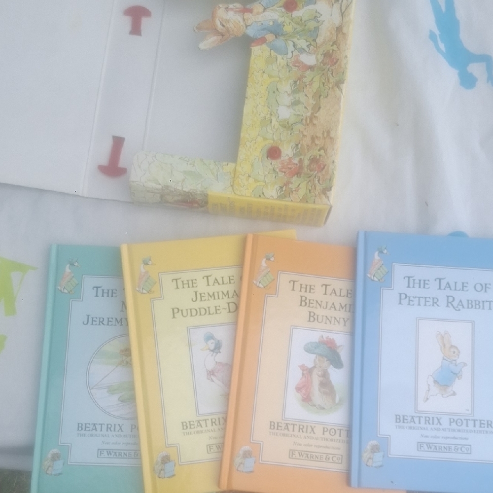 Peter Rabbit & Friends Treasury Book Set - Picture 3 of 4